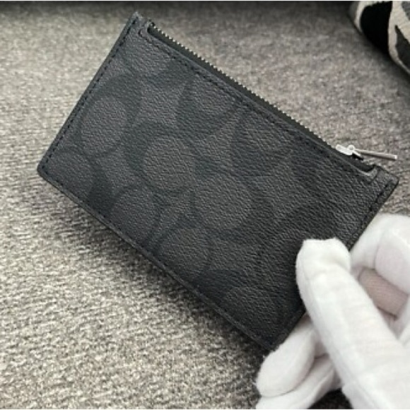 Black Coach Leather Mini Skinny
ID Card Case Unisex and Bag Charm  (NWT) - Picture 3 of 5